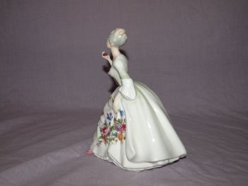 Royal Doulton Figurine Diana HN2468. (2)