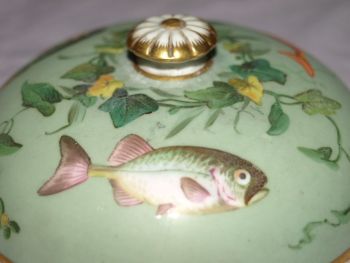 Victorian Style Lidded Soap Dish. (8)