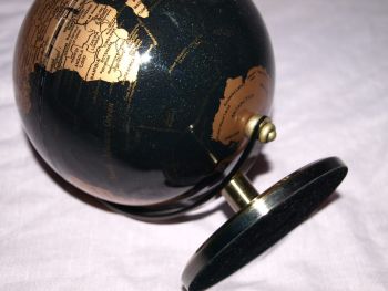 Small World Globe. (3)