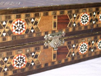 Inlaid Wooden Folding Backgammon, Chess and Draughts Board. (9)