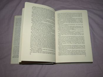 The Ringed Castle by Dorothy Dunnett Hardback Book 1st Ed (5)