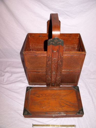 Vintage Chinese Wooden 2 Tiered Wedding Basket. (4)