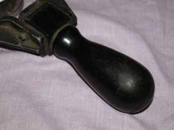 Vintage Legg Battery Cell Tester. (5)