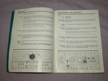 Austin Maxi 1750 1500 Handbook, 1972. (3)