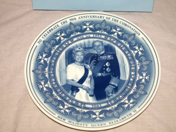 Wedgwood Coronation 50th Anniversary Plate. #1 (2)