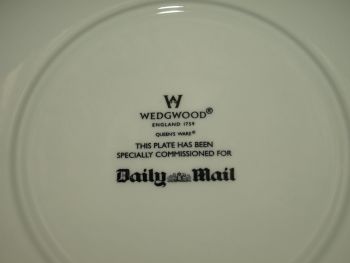 Wedgwood Coronation 50th Anniversary Plate. #1 (6)