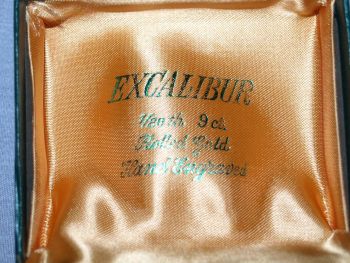 Vintage Excalibur Rolled Gold Hinged Bracelet Bangle. (6)