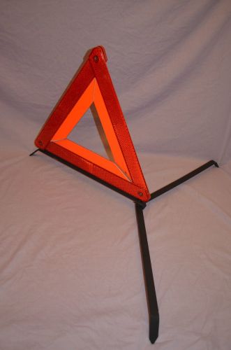 Halfords Car Warning Triangle. (3)