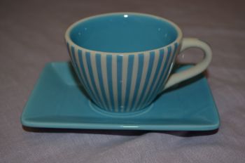 Yves Rocher Set of Coffee Cups &amp; Saucers. (3)