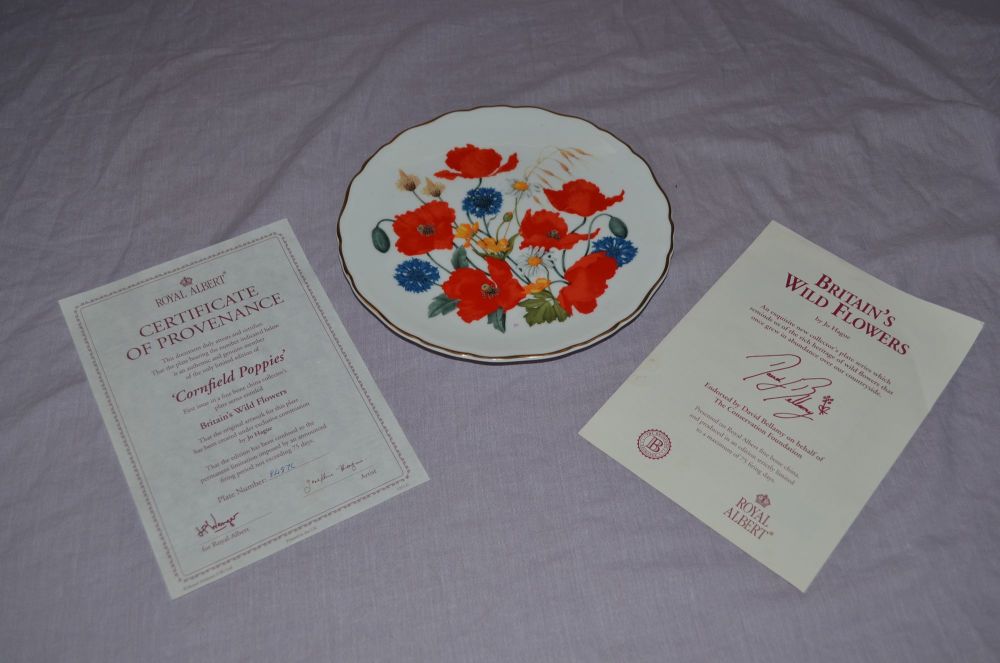 Royal Albert Cornfield Poppies Collectors Plate.