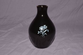 Wade Black and White Bud Vase #2 (2)