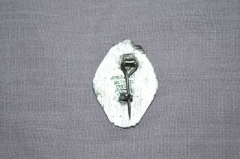 Enamel Vintage Pin Badge Butlin&rsquo;s Clacton 1956. (3)