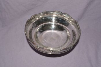 Harrowby Plate Silver Plated Fruit Bowl (2)