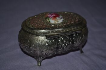 Rococo Style Vintage Metal Trinket Box (3)