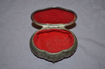 Rococo Style Vintage Metal Trinket Box (5)