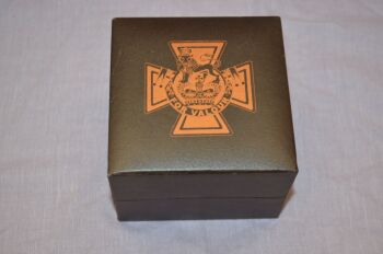 Victoria Cross Mechanical Men&rsquo;s Watch, Bradford Exchange (6)