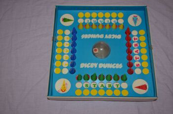 Dicey Dunces. Vintage Peter Pan Game, 1974 (2)