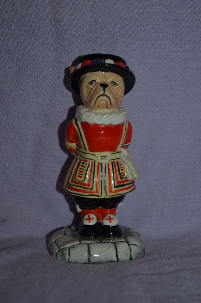 Peggy Davies Beefeater Bulldog BD010