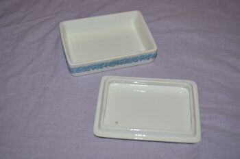 Wedgewood Embossed Queens Ware Trinket Box, Coronation 1953 (3)