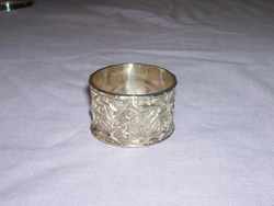 Chinese Silver Napkin Ring. Luen Wo.