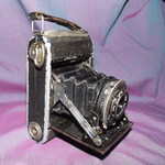 Vintage Folding Zeiss Ikon 520 Camera. 1930's.