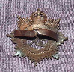 Royal Army Service Corps Bronze Cap Badge (2)