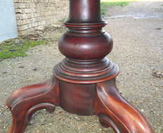 Victorian Mahogany Tilt Top Table (5)