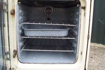 Vintage Belling cooker (9)