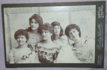 Victorian Cabinet Photograph group of Ladies