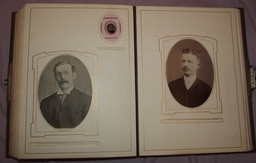 Victorian CabinetCDV Photograph Album (17)