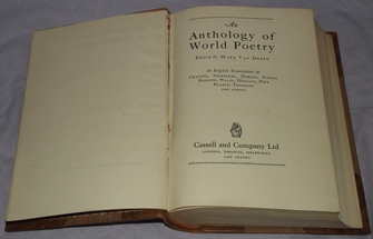 An Anthology of World Poetry 1st Edition (2)
