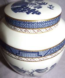 Royal Doulton Booths Real Old Willow Ginger Jar (4)