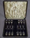 Solid Silver Set of 12 Teaspoons and Tongs, London 1940.