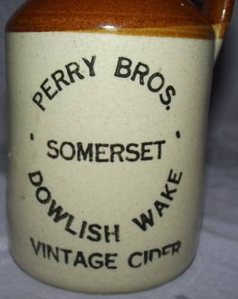 Perry Brothers Somerset Cider Flagon (2)