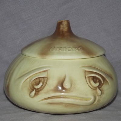 Sylvac Onion Face Pot.