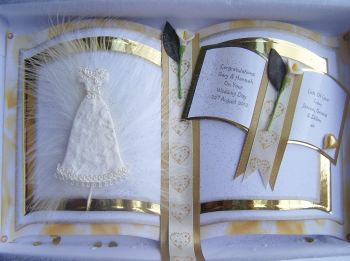 Bookatrix Wedding Gold CD566