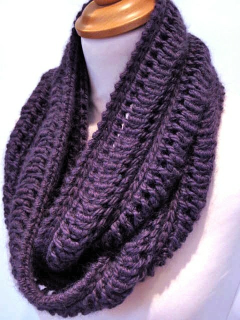 edie infinity scarf2