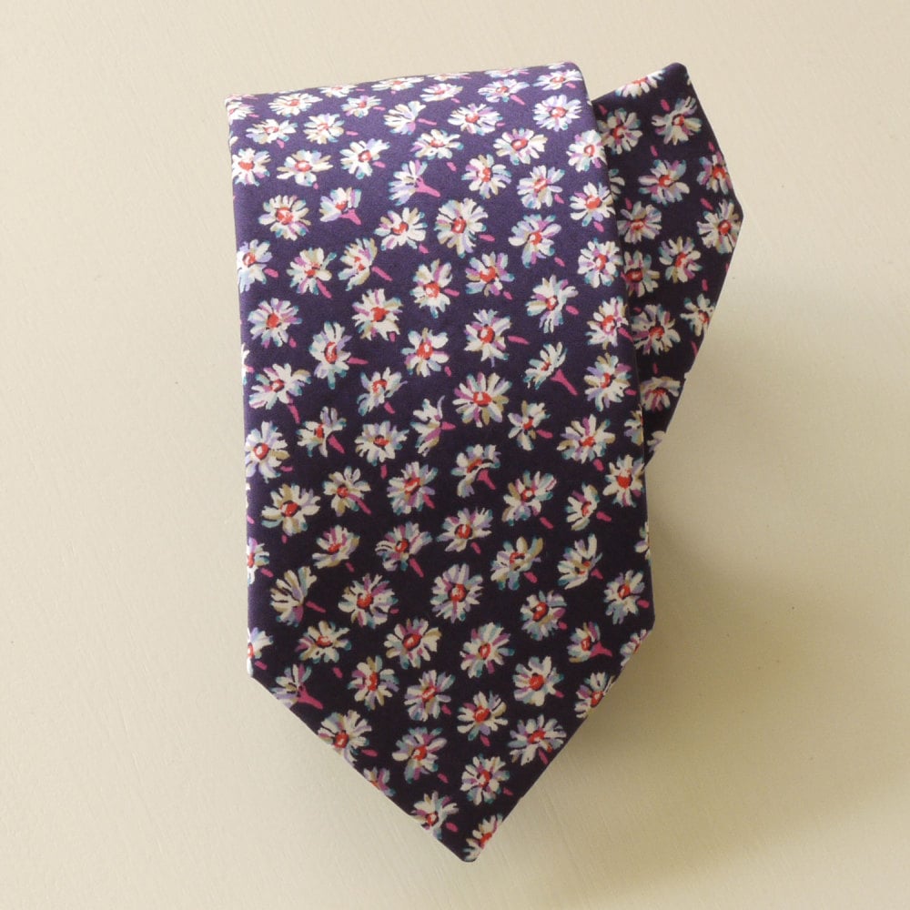 Handstiched Liberty tana lawn tie - Bellis