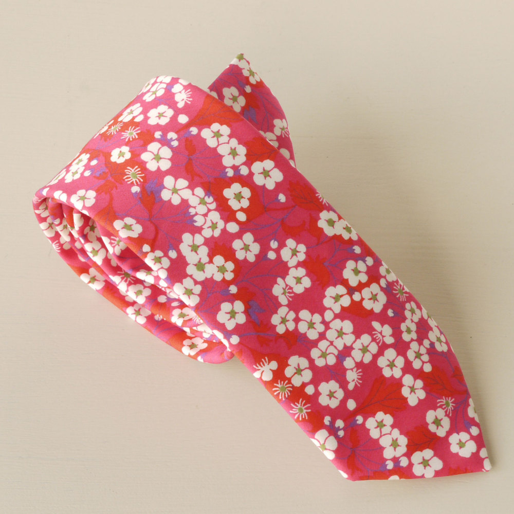 Gentleman's hand-stitched pink tie - Mitsi hot pink