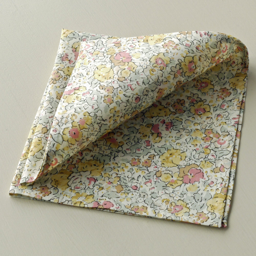 Yellow floral pocket square - Liberty tana Claire Aude