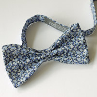 Liberty tana lawn bow tie - Pepper blue