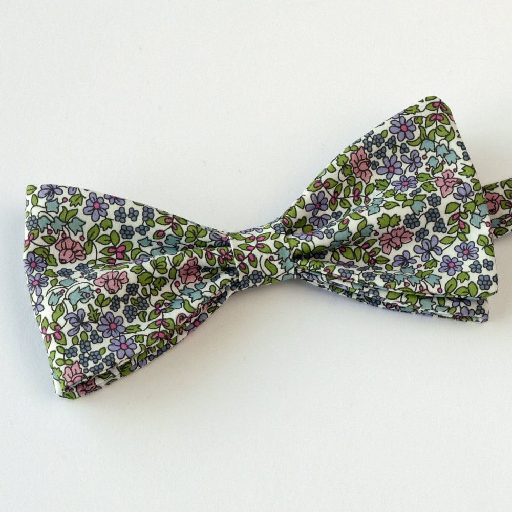 Floral Liberty print bow tie - Emilia's Flowers green