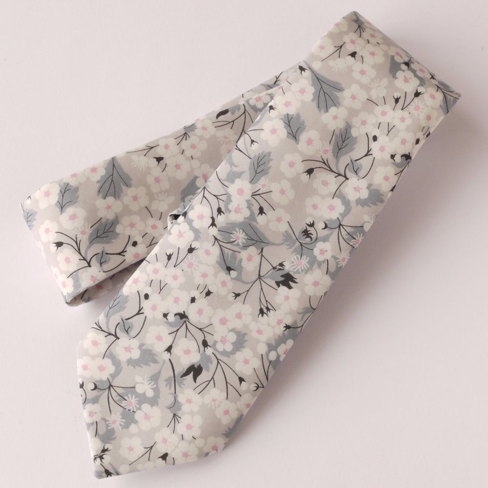 Gentleman's hand-stitched floral blue tie - Mitsi grey