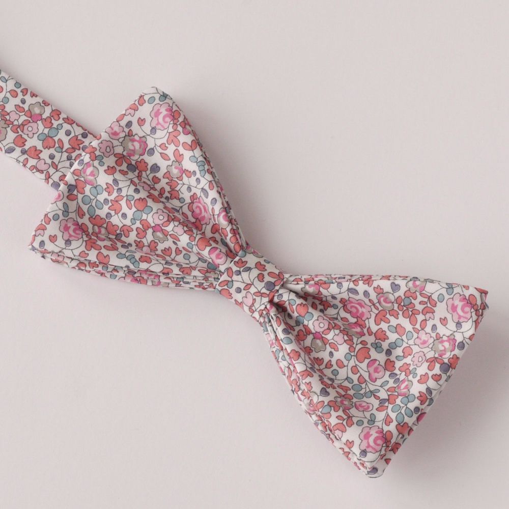 Floral Liberty print bow tie - Eloise pink