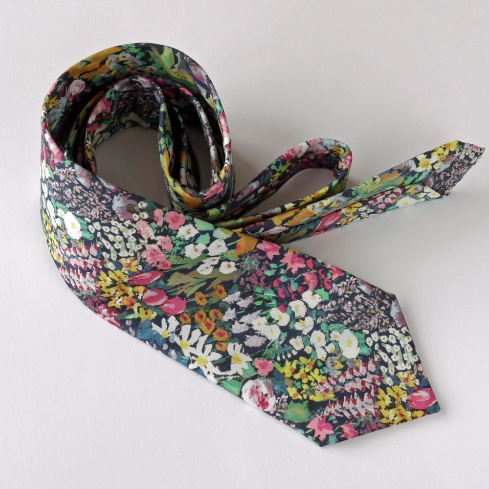 Floral Liberty print tie - Painter's Meadow