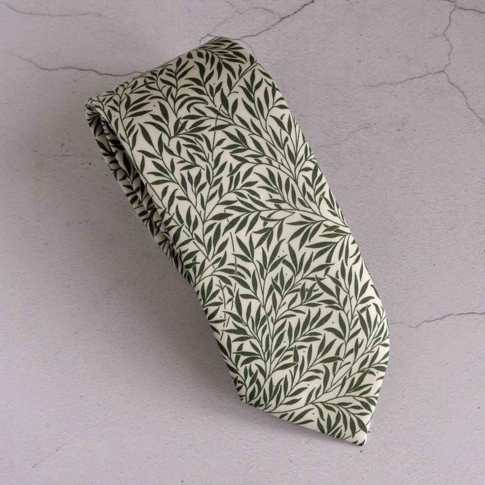 Liberty leaf print tie - Willow Wood green