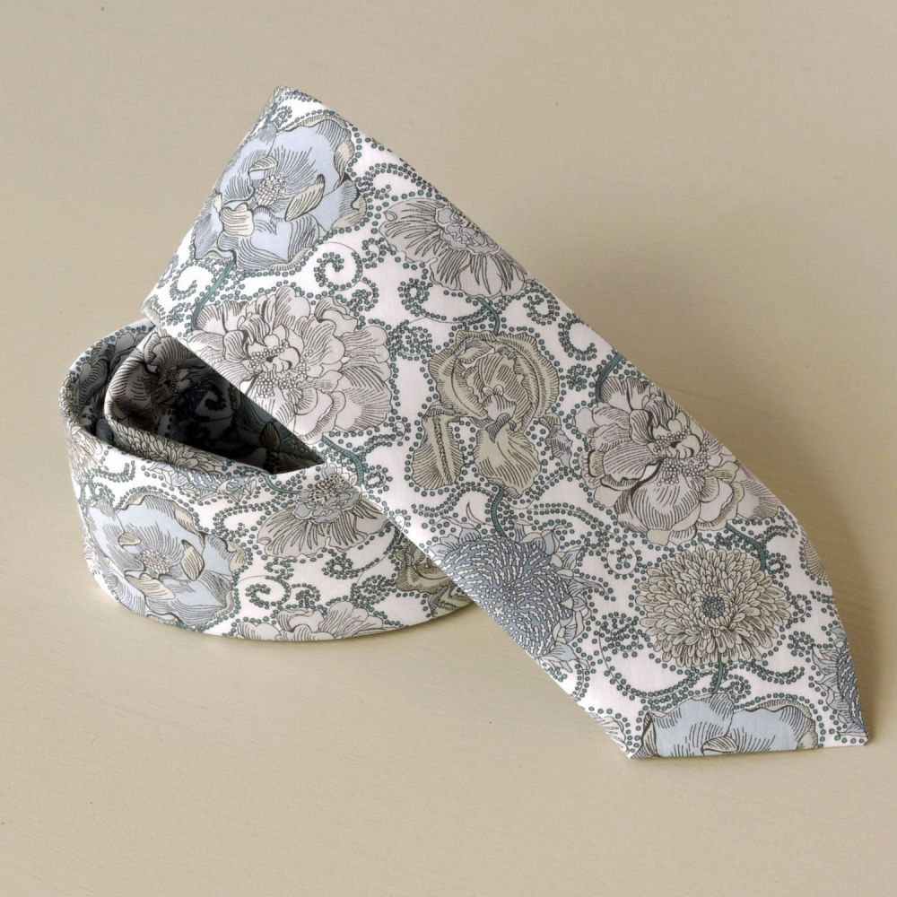 Gentleman's hand-stitched floral tie - Lucy Daisy