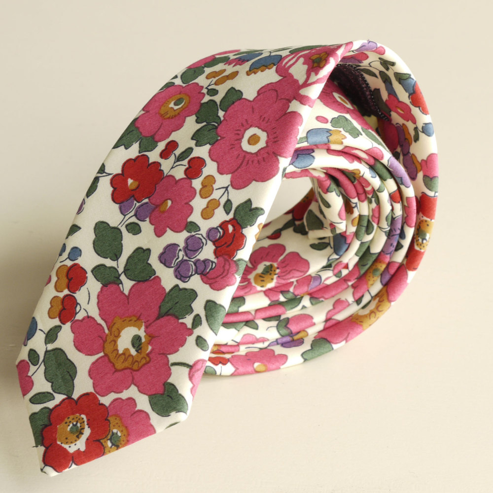 <!-113->Men's Handmade Liberty Tana Lawn Tie - Betsy pink