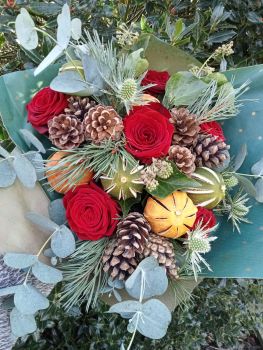 Christmas arrangement for delivery or collection