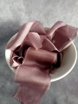  Faded plum silk ribbon